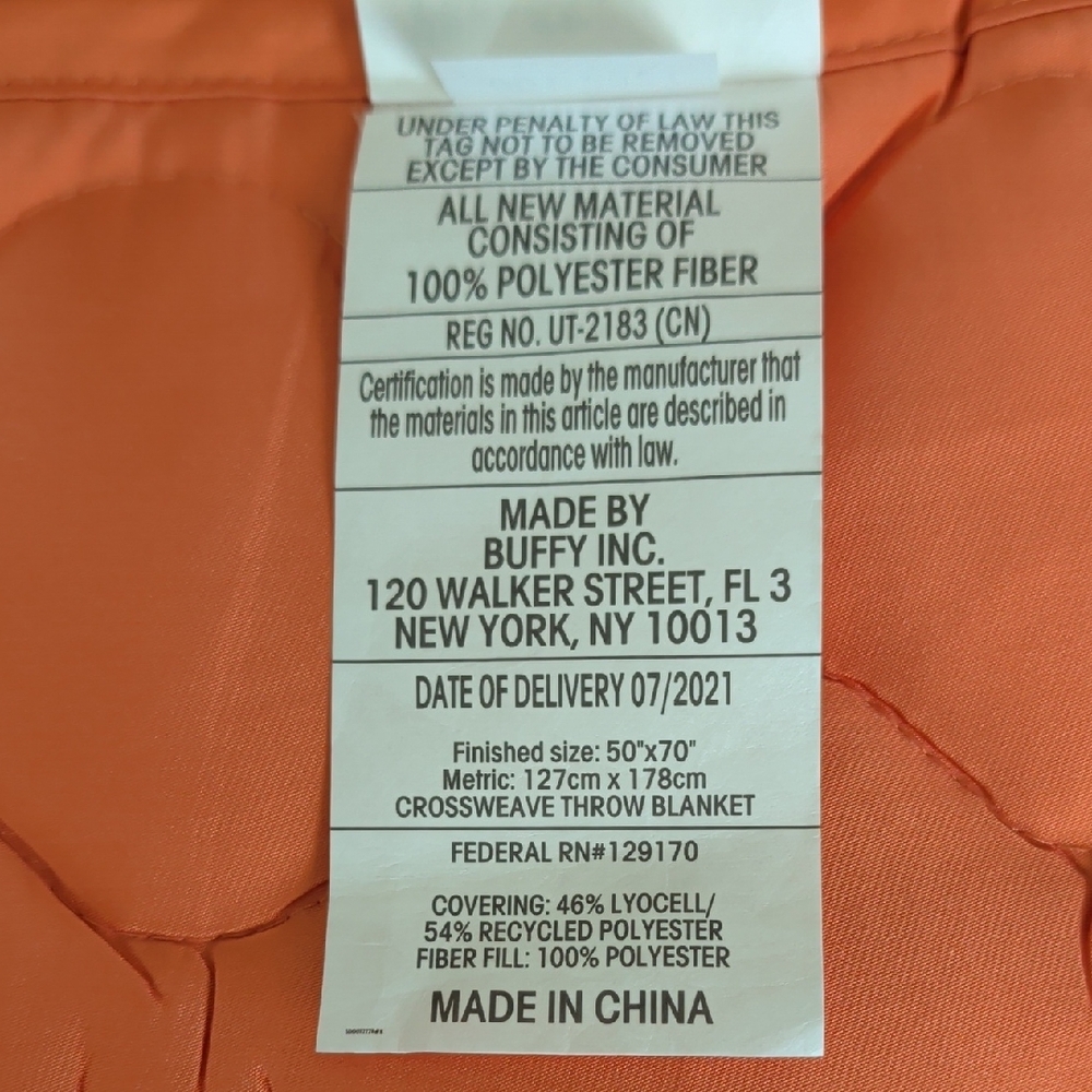 Buffy Puffer Orange Quilted Throw Blanket 70" X 50" NWOT - Picture 3 of 4